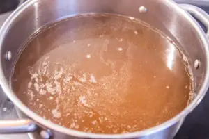 Klare Hühnersuppe