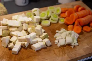 Suppengrün vorbereiten