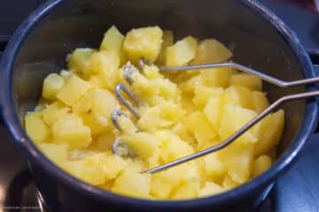 Kartoffeln stampfen
