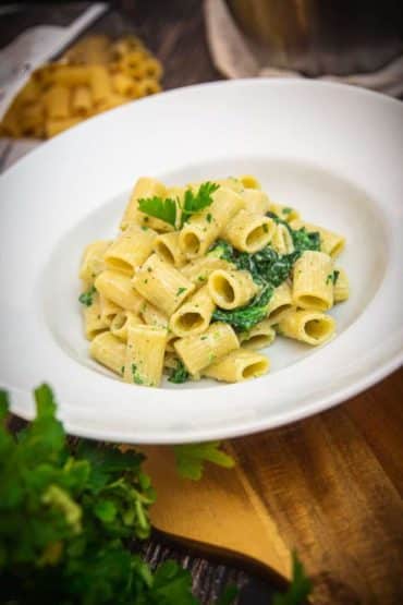 Nudeln mit Gorgonzola & Blattspinat