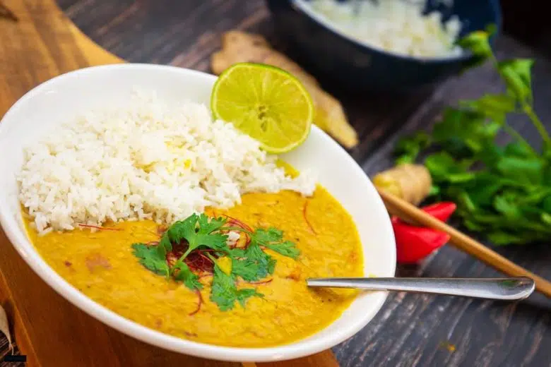 Currylinsen mit Reis