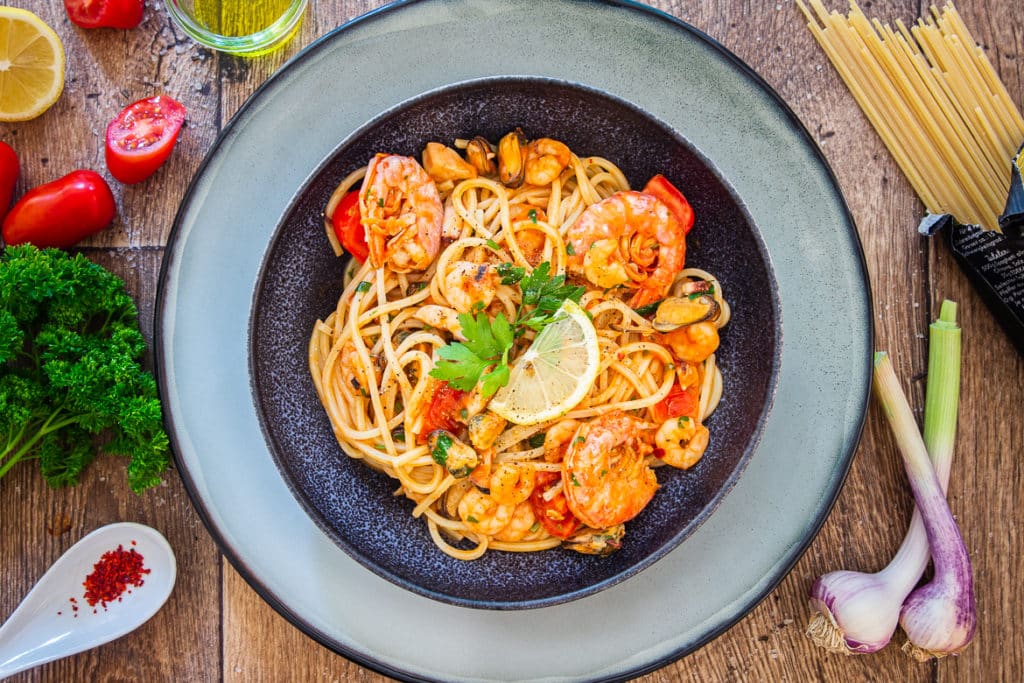 Spaghetti Frutti di Mare - Rezept | Einfach &amp; lecker in nur 20 Minuten!