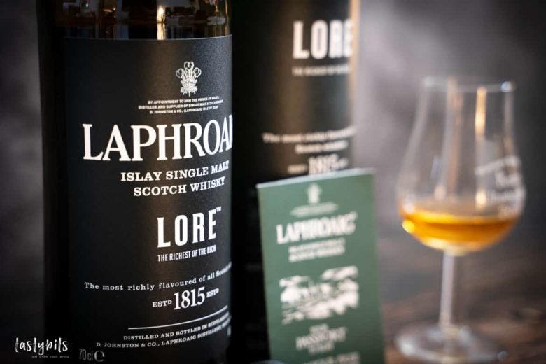 Laphroaig Flasche mit Umverpackung