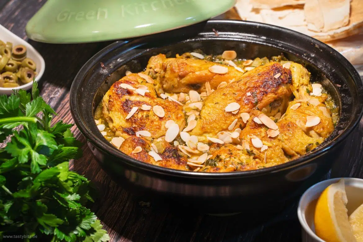 Hähnchen mit Salzzitrone & grünen Oliven