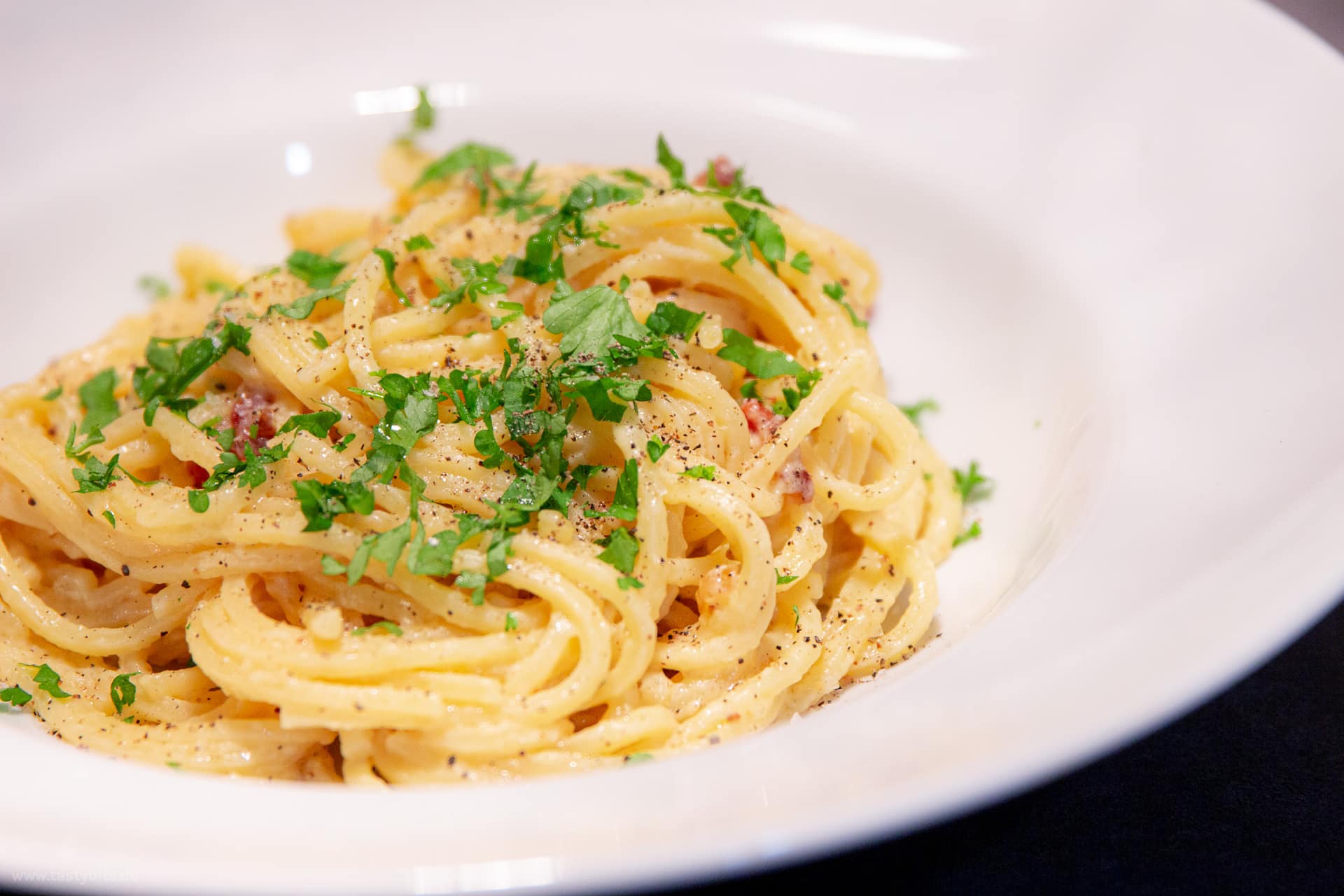 Spaghetti Carbonara - das italienische Originalrezept | tastybits.de