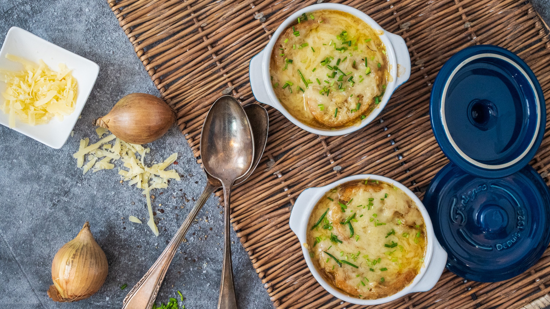 Französische Zwiebelsuppe - klassisches Rezept | tastybits.de
