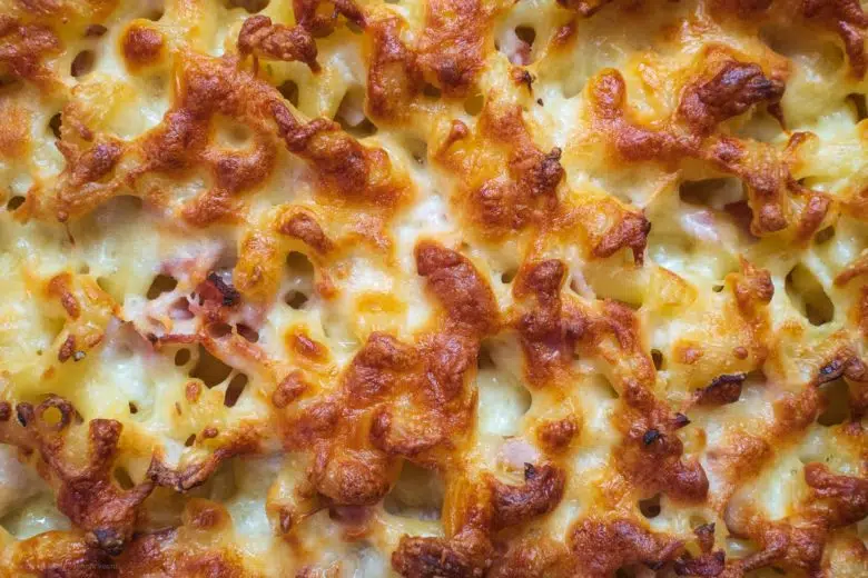 Nudelauflauf mit Schinken-Sahne-Soße- so genial einfach!