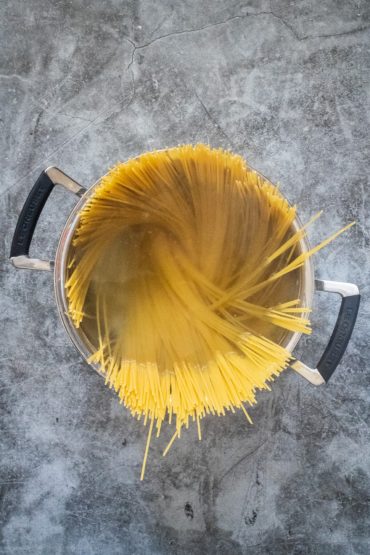 Spaghetti al dente kochen
