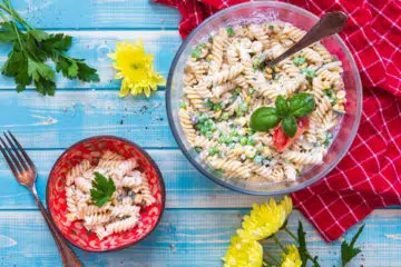 Klassischer Nudelsalat