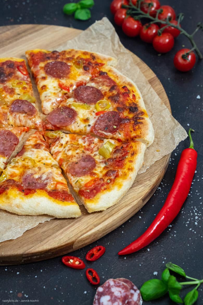 Pizza Diavolo wie vom Italiener