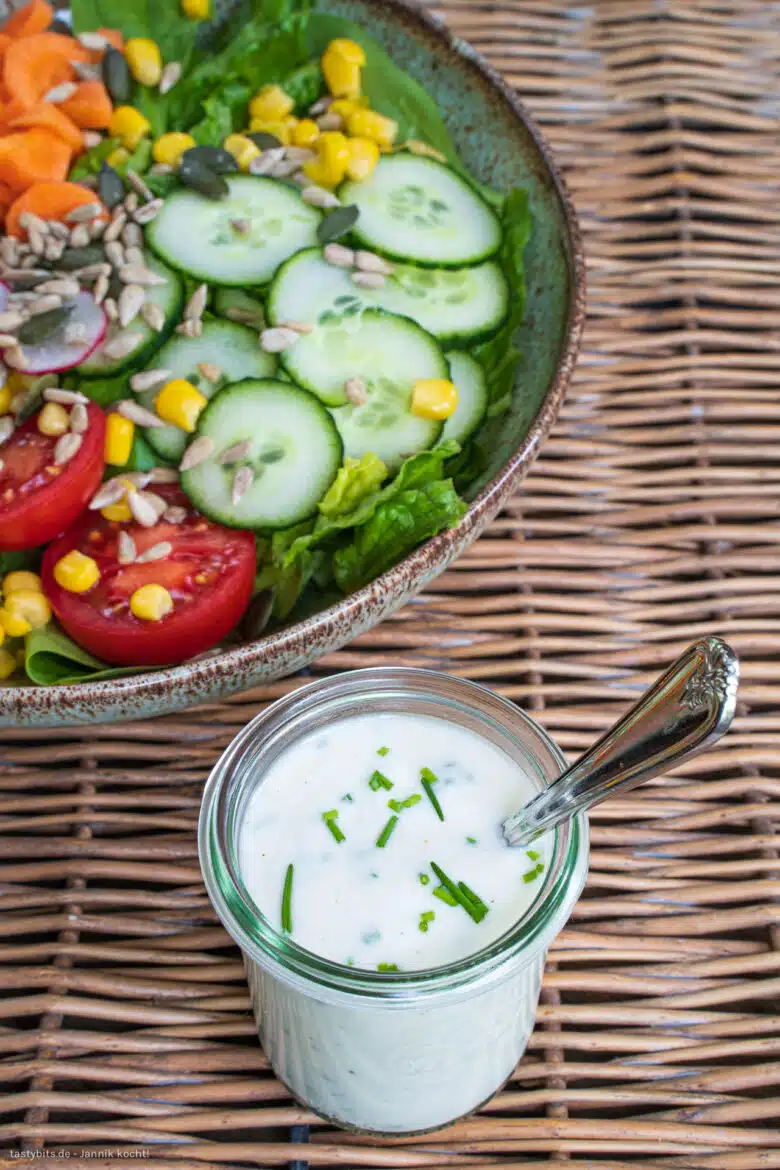 Salatsoße mit Joghurt